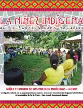 Mujeres indígenas en asamblea en el resguardo Caño Mochuelo.